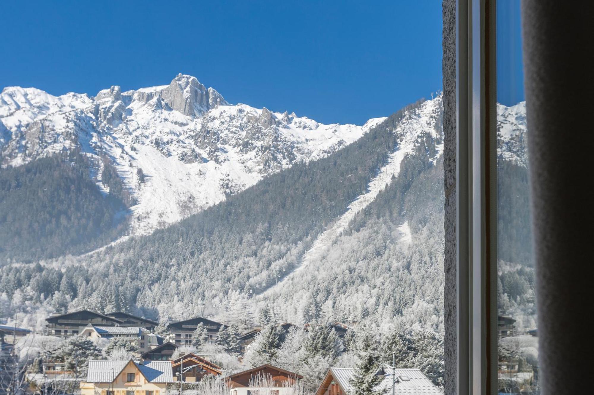 Hôtel Mont-Blanc Chamonix Exterior foto